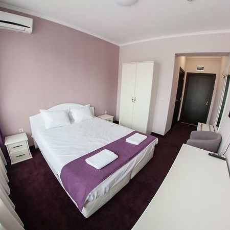 טרגובישטה Hotel Chateau Des Bergers מראה חיצוני תמונה