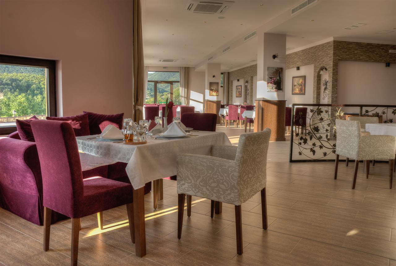 טרגובישטה Hotel Chateau Des Bergers מראה חיצוני תמונה